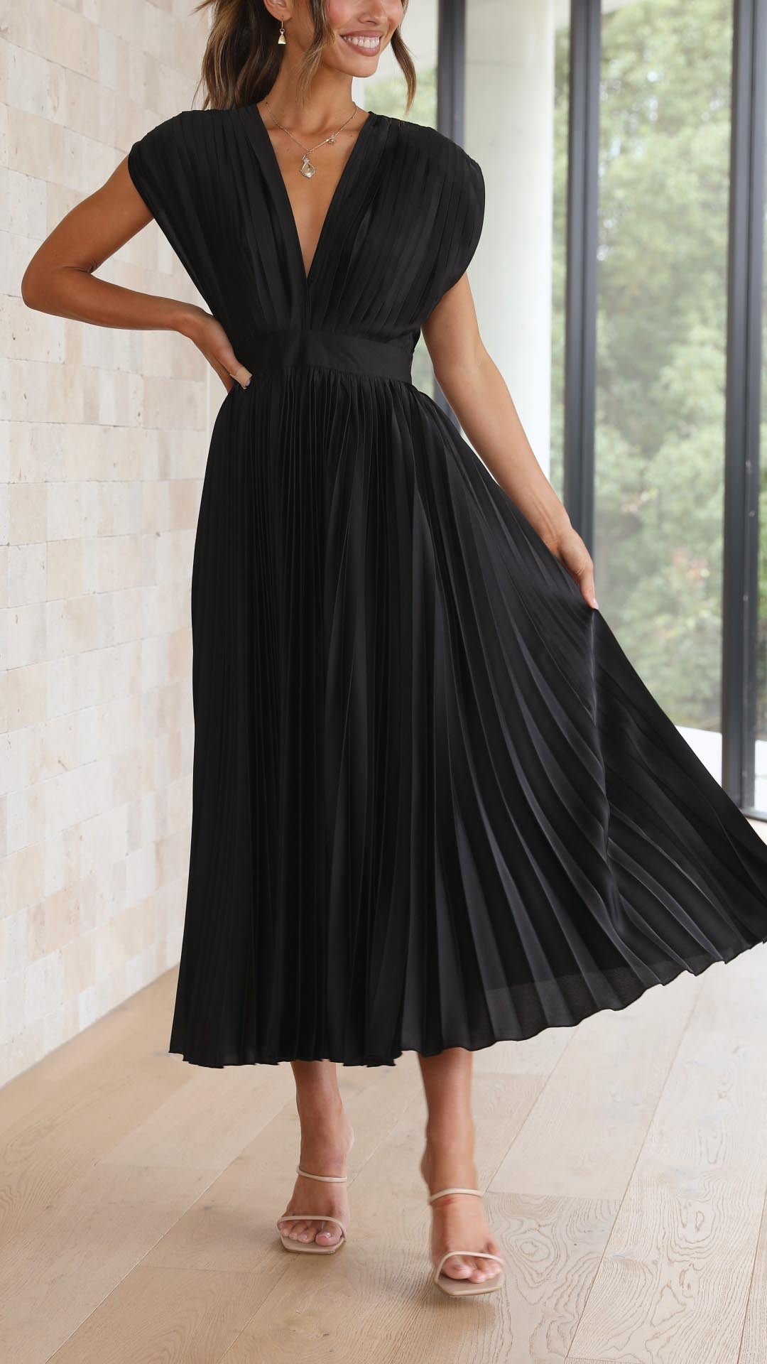 Dames Geplooide Maxi Jurk met V Hals en Tailleband